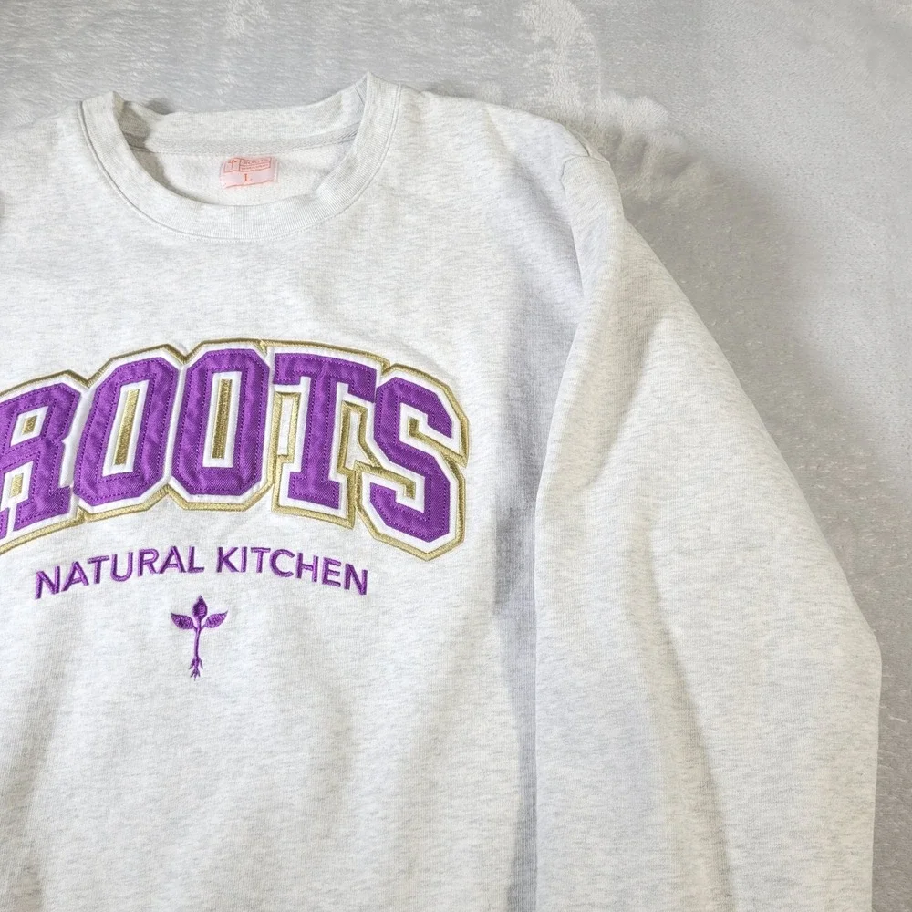 Roots Natural Kitchen Sweatshirt Mens L Grey Purple Embroidered Crewneck Fleece